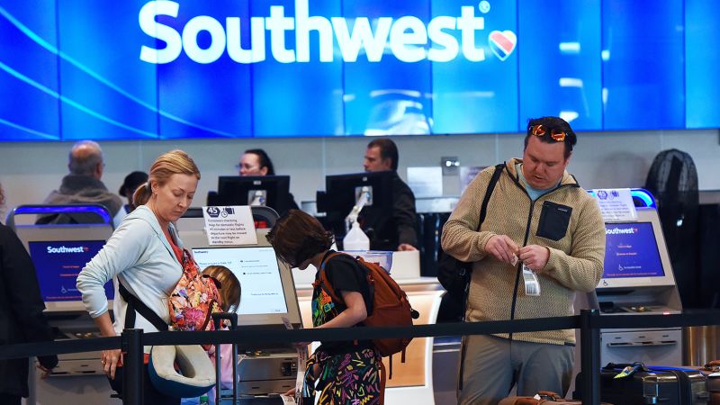 How do I talk to Southwest Airlines Customer Service?